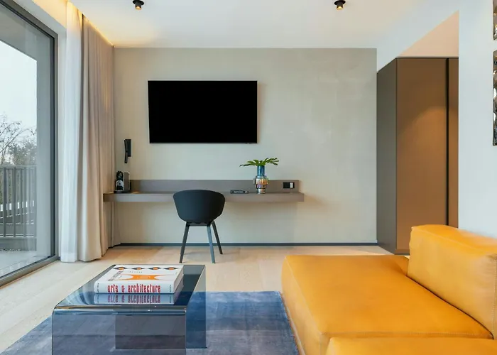 Hotel Affalterbach, Stuttgart, Autograph Collection *